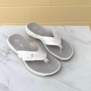 Clarks Cloudsteppers Thong Sandal Women's